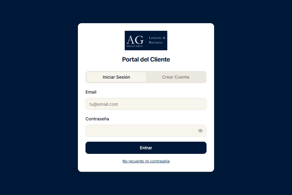 Pantalla de acceso del Portal del Cliente: formulario de inicio de sesión sobre fondo azul oscuro